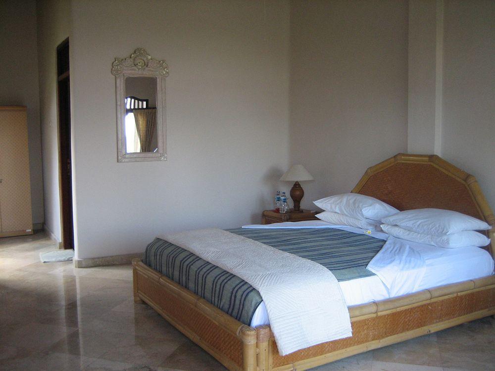 Double One Villas Amed  Ngoại thất bức ảnh