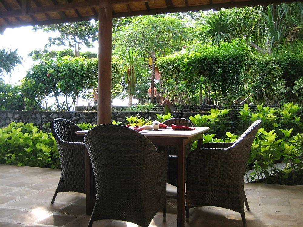 Double One Villas Amed  Ngoại thất bức ảnh
