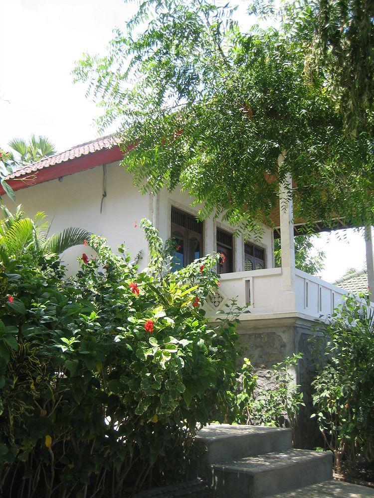 Double One Villas Amed  Ngoại thất bức ảnh